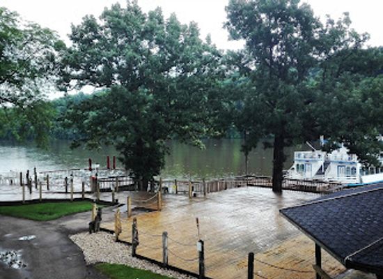 illinois/rock-river-valley/restaurant/maxson-restaurant