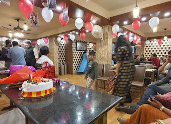 india/lucknow/charbagh/restaurant/the-pacific-hut-family-restaurants-in-lucknow