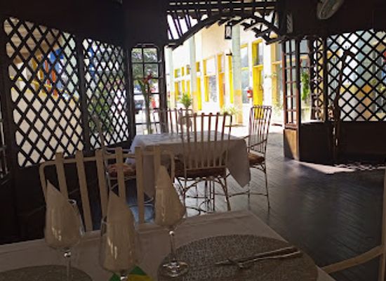 gabon/crystal-mountains-region/restaurant/le-cristal