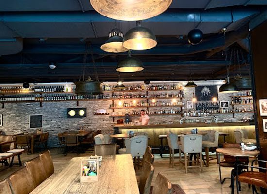 slovakia/bratislava/restaurant/fabrika-the-beer-pub