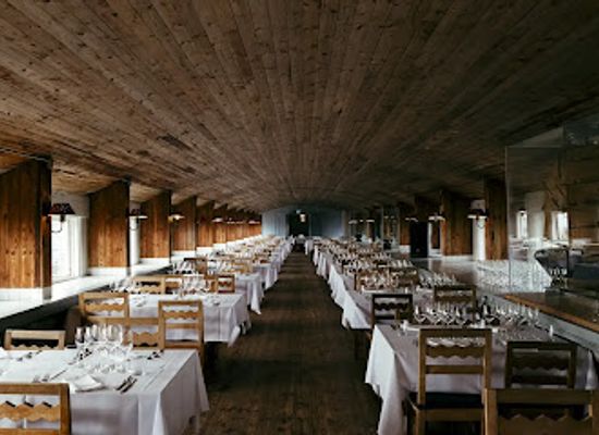 finland/helsinki-archipelago/restaurant/sarkanlinna