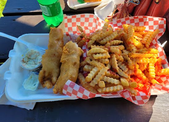 canada/cape-breton-island/restaurant/winnie-s-wagon