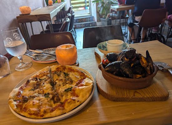 guernsey/alderney/restaurant/cantina-no-6