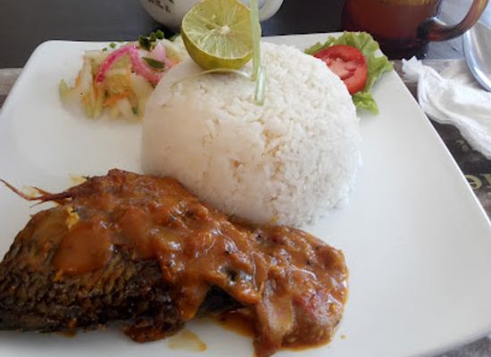 madagascar/fort-dauphin/restaurant/sraf-traiteur