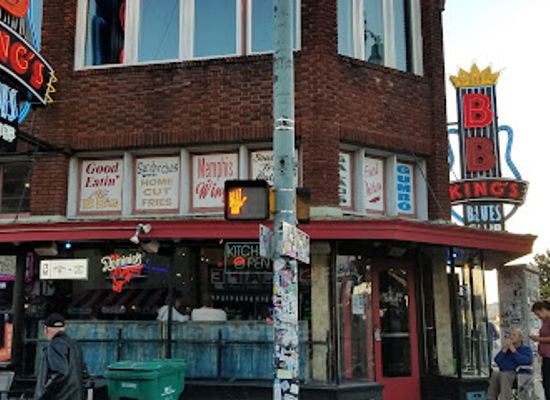 tennessee/memphis/beale-street/restaurant/blues-city-cafe
