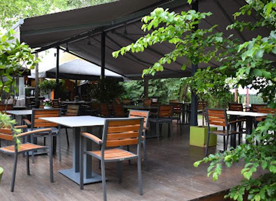 croatia/zagreb/restaurant/balon