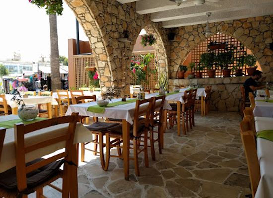 cyprus/ayia-napa/restaurant/old-village-tavern