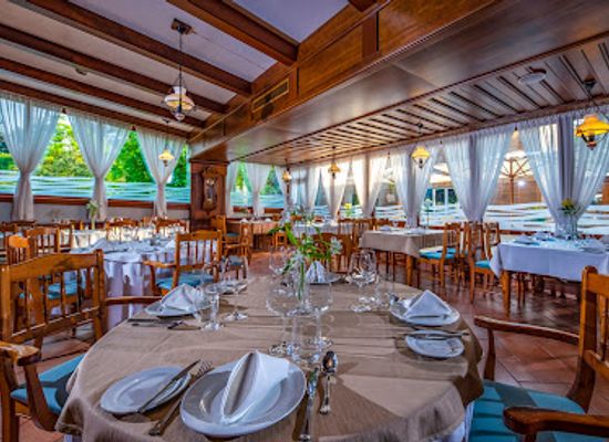 hungary/veszprem/restaurant/betekints-etterem