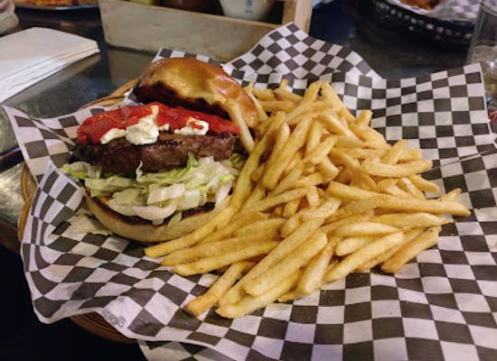 canada/okanagan/restaurant/yank-s-old-niagara-bar-grill