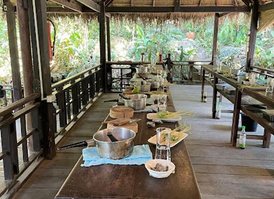laos/phakse-province/restaurant/tamarind