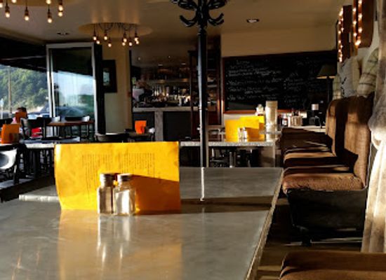 guernsey/brecqhou/restaurant/coco