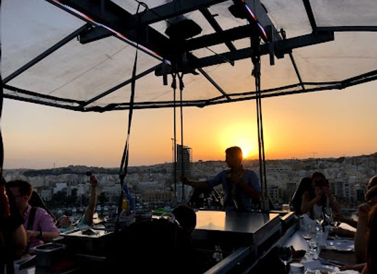 malta/paola/restaurant/dinner-in-the-sky-malta