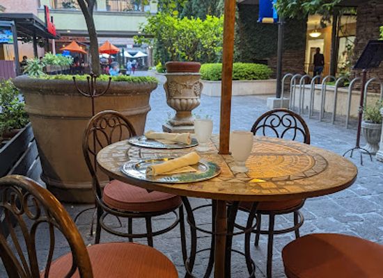 guatemala/guatemala-city/restaurant/quintana-bistrot-fontabella