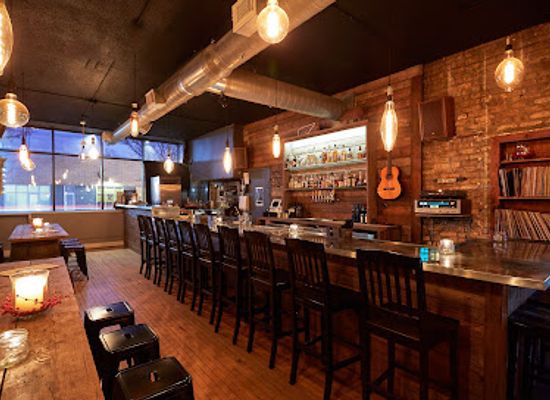 illinois/chicago/restaurant/reclaimed-bar-restaurant-chicago