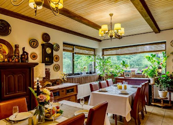 ukraine/vorokhta/restaurant/klen-mykulychyn