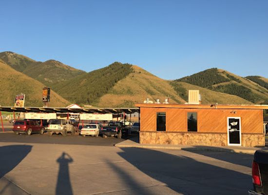 wyoming/red-desert/restaurant/red-baron-drive-in-may-sept