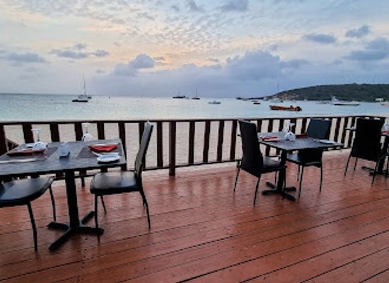 anguilla/blowing-point/restaurant/barrel-stay-beach-front-restaurant
