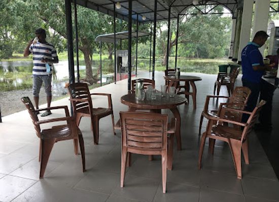 sri-lanka/trincomalee/restaurant/new-parrot-restaurant
