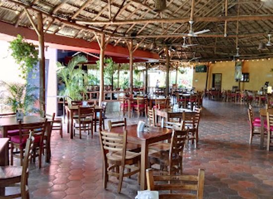 nicaragua/rivas-isthmus/restaurant/restaurante-la-campana