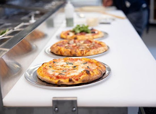 massachusetts/norfolk-county/restaurant/sunshine-tomato-pizzeria