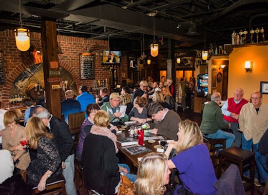pennsylvania/presque-isle-state-park/restaurant/u-pick-6-tap-house