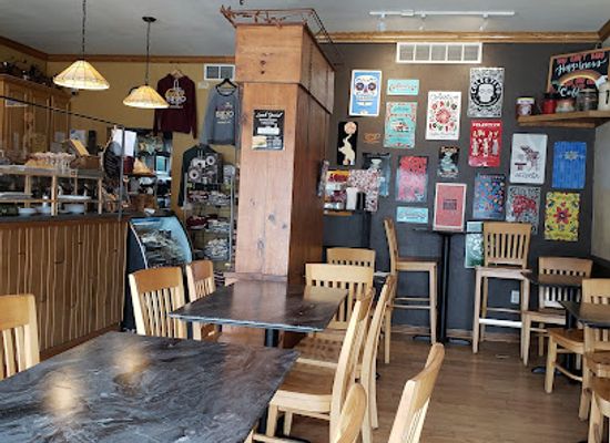 wisconsin/kettle-moraine-state-forest/restaurant/coffee-corner-bistro