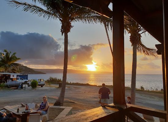 christmas-island/ethel-beach/restaurant/the-golden-bosun