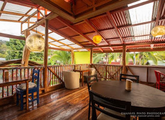 costa-rica/caribbean-coast/restaurant/la-casita-de-monli-bar-restaurante