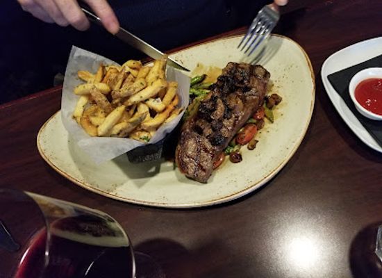 canada/winnipeg/restaurant/capital-grill-bar