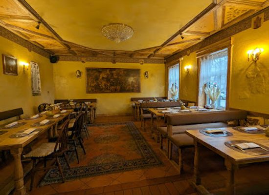 lithuania/vilnius/naujamiestis/restaurant/senoji-trobele