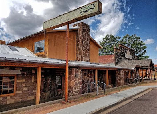 arizona/mogollon-rim/restaurant/the-oxbow-saloon