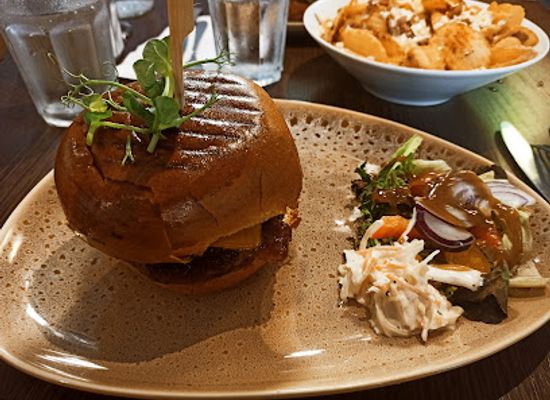 ireland/westport/restaurant/the-galleon