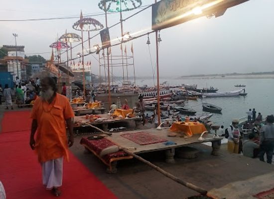 india/varanasi/dashashwamedh-ghat/restaurant/bowl-of-compassion-cafe