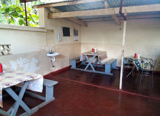 malawi/zomba/restaurant/meet-greet-nandolo-take-away