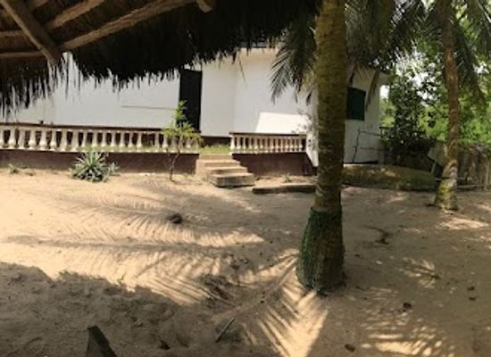 ghana/sefwi/restaurant/sea-side-restaurant