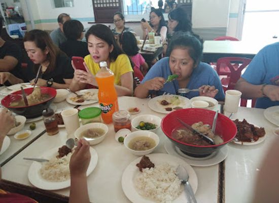 philippines/luzon/restaurant/marimar-restaurant