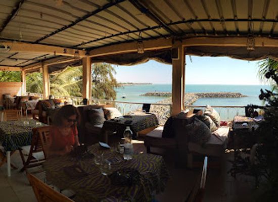 senegal/mbour/restaurant/restaurant-jomo-beach-by-l-endroit-dkr