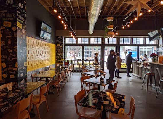missouri/st-louis/the-loop/restaurant/k-bop-stl