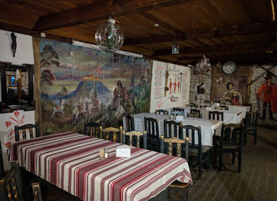 ukraine/uzhhorod/restaurant/detsa-u-notarya
