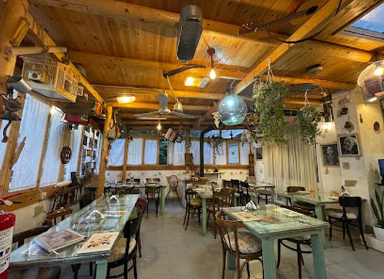 albania/central-albania/restaurant/lakror-ane-traditional-food