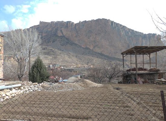 armenia/vayots-dzor-region/restaurant/wine-house-mher