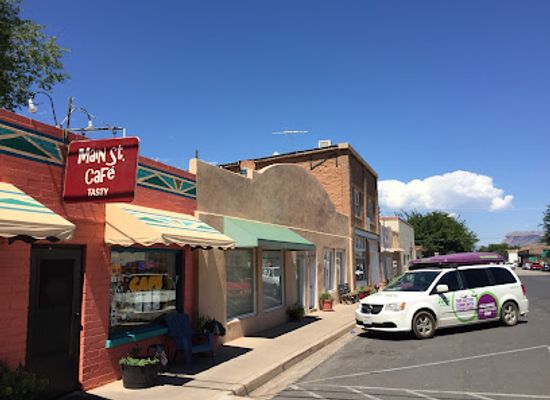 utah/zion-national-park/restaurant/main-street-cafe