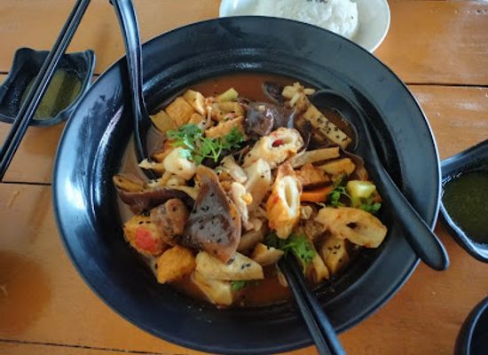 myanmar-burma/hpa-an/restaurant/daily-dose-food-and-drink