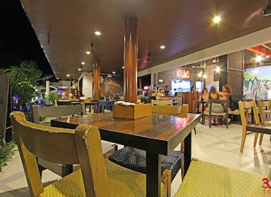 philippines/coron/restaurant/get-real-bar-restaurant