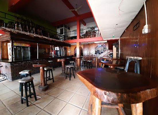 uganda/entebbe/restaurant/new-four-turkeys-restaurant