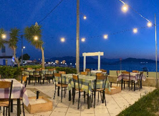 greece/saronic-gulf-islands/restaurant/taverna-kavourina