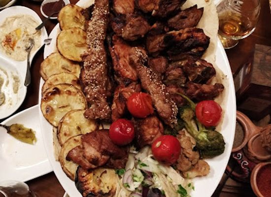 armenia/yerevan/nor-nork/restaurant/hin-jrvet
