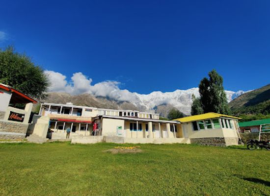 pakistan/nanga-parbat-base-camp/restaurant/nanga-parbat-tourist-cottage