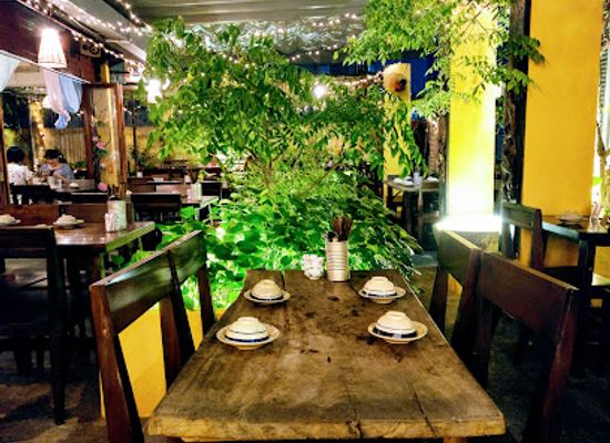 vietnam/ho-chi-minh-city/restaurant/secret-garden-restaurant