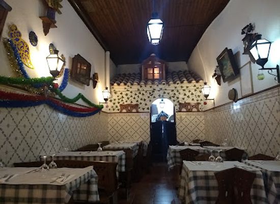 portugal/lisbon/alfama/restaurant/casa-da-tia-helena